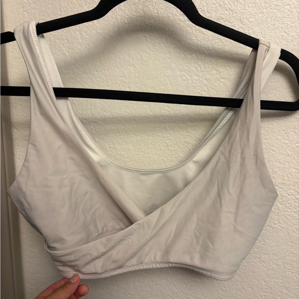 Fabletics Women's Cream Wrap Bralette